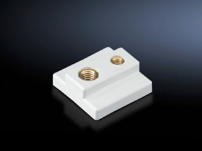 Sliding block for circuit-breaker component adaptors