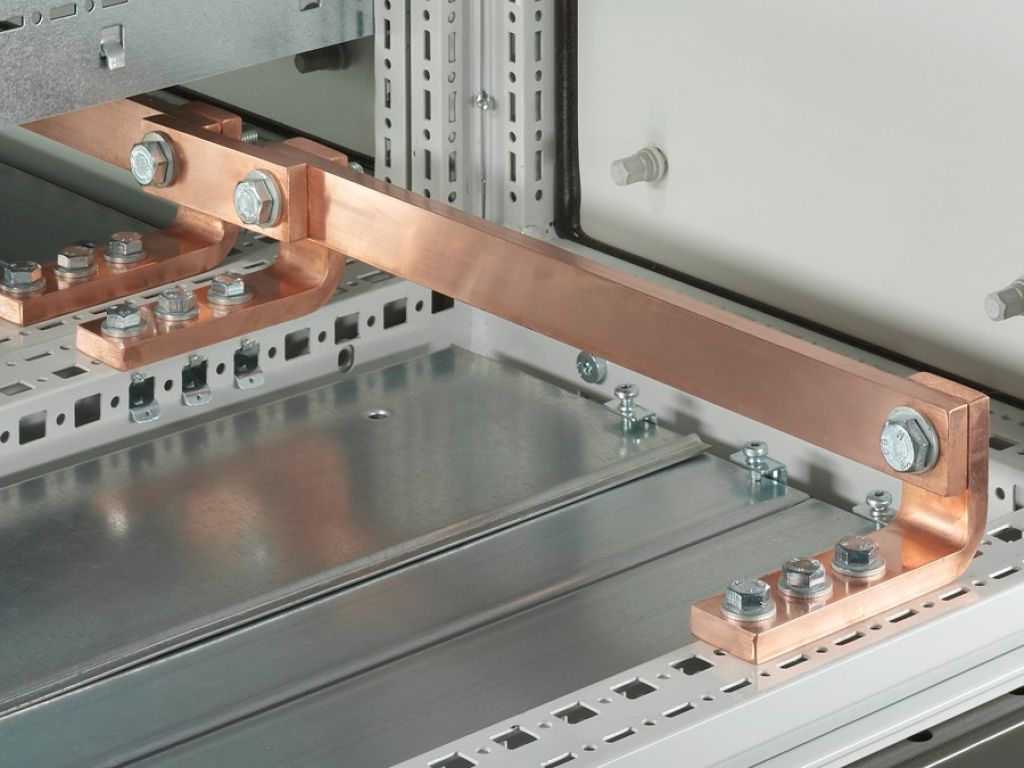 Busbars E-Cu with integral holes