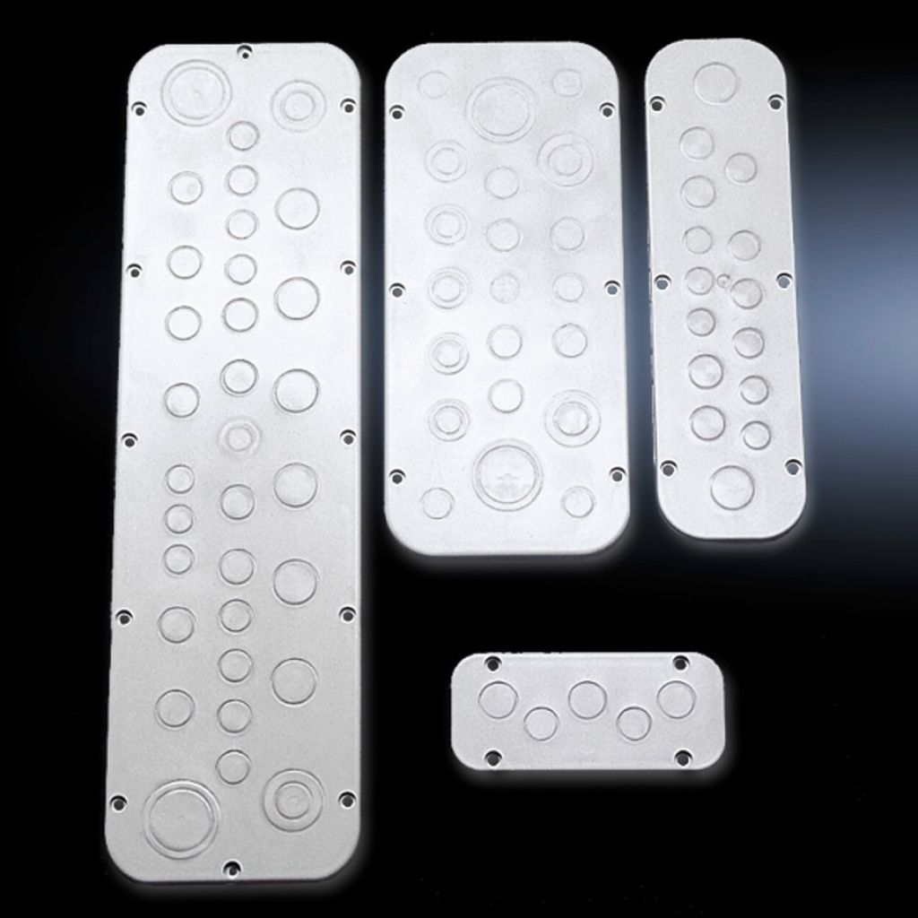 Plastic cable gland plates with metric knockouts