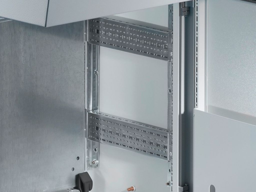Rail for interior installation for TP, compact enclosures HD