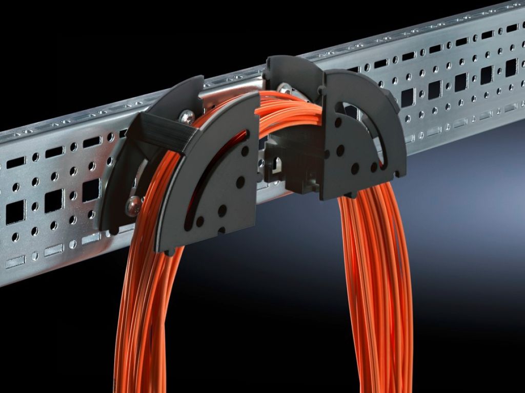 Cable manager