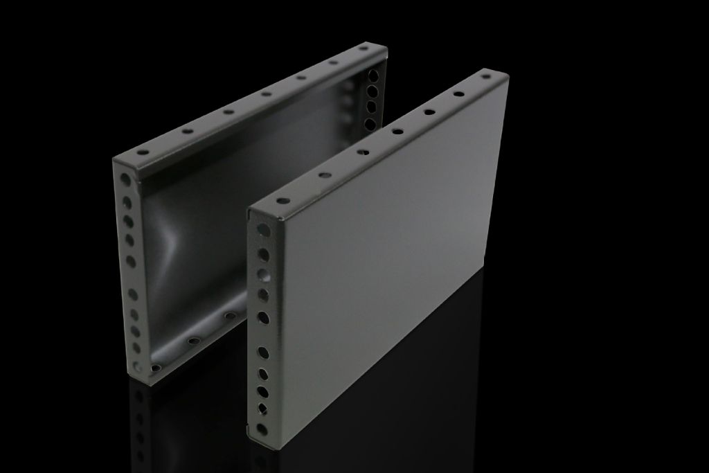 Base/plinth trim panels, side, 200 mm for base/plinth components, front and rear