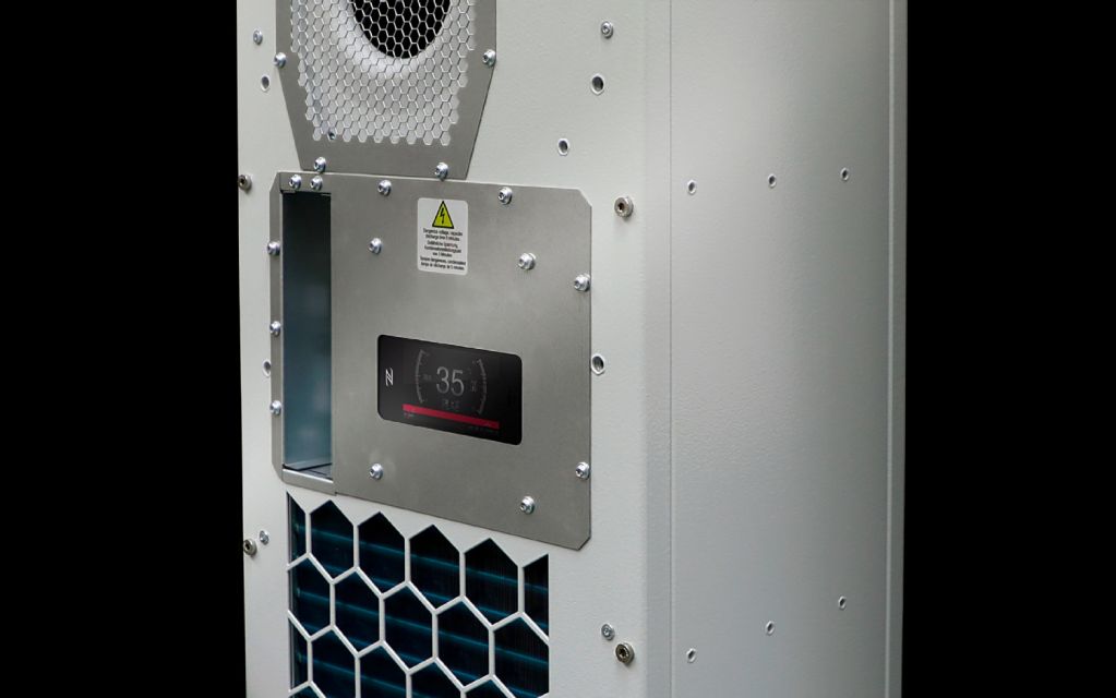 Refrigerador mural Blue e+ para exteriores 1,5 kW – 5,0 kW