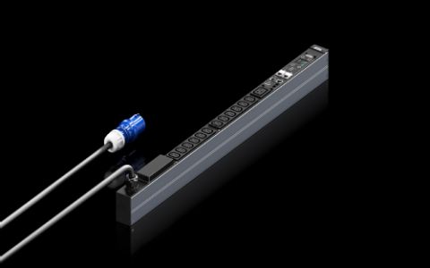 7979510 - PDU metered plus